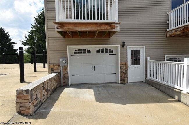 Building Photo - 425 Marlowe Cir