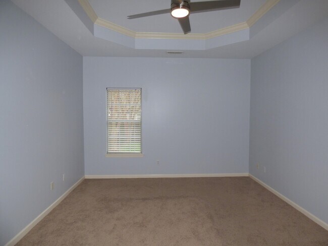 Building Photo - 9014 Brookline Ln