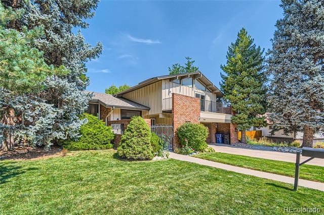 Building Photo - 7465 E Kenyon Ave