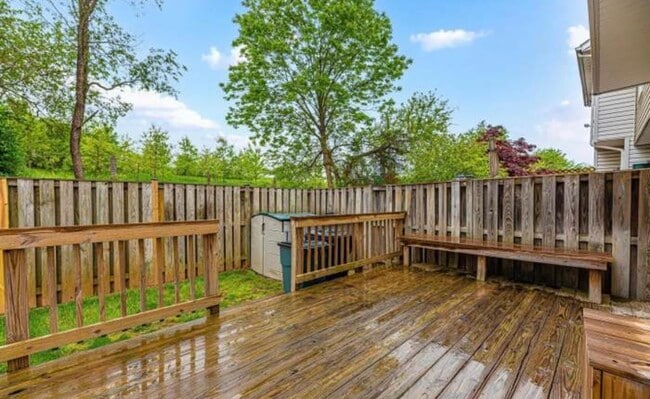 Building Photo - 5670 Joseph Ct