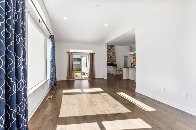 Building Photo - 3622 Switchgrass Ct
