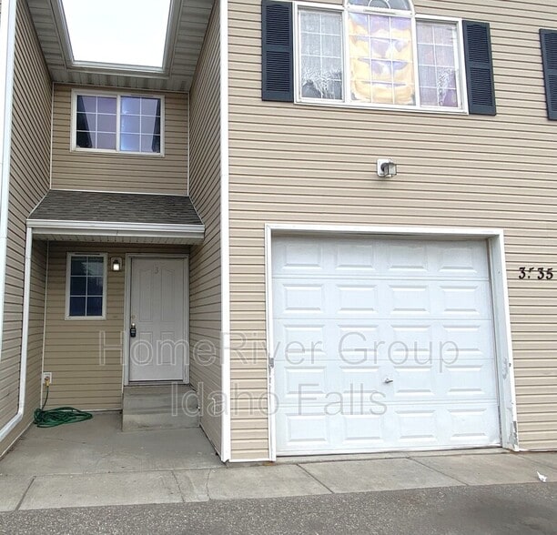 Primary Photo - 3535 Deloy Dr