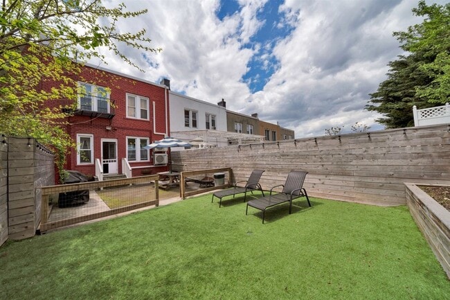 Building Photo - 120 64th St