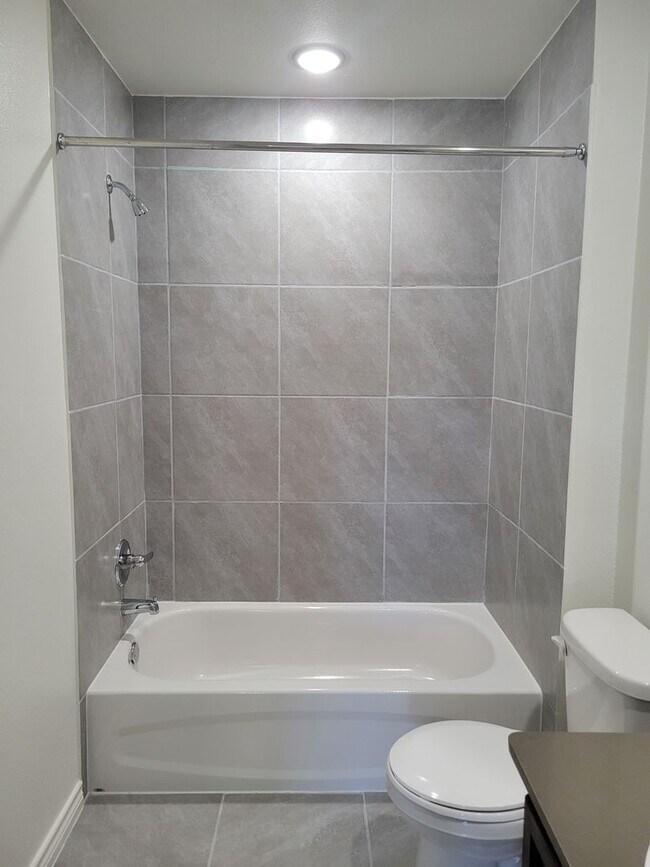 Building Photo - 2329 Zanoletti Ct