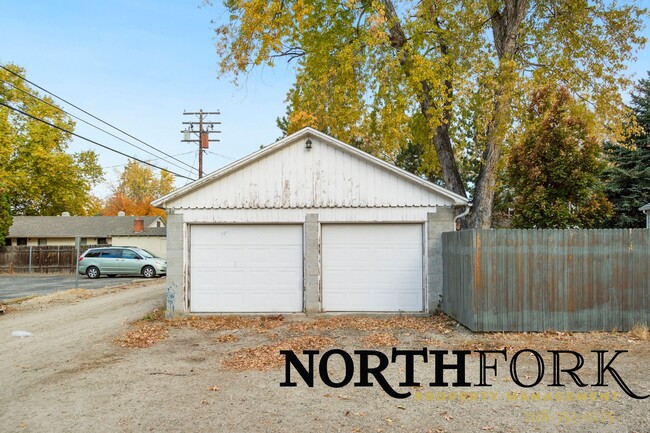 Building Photo - Boise North End neighborhood home