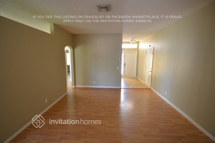 Building Photo - 6051 NW 41st Dr