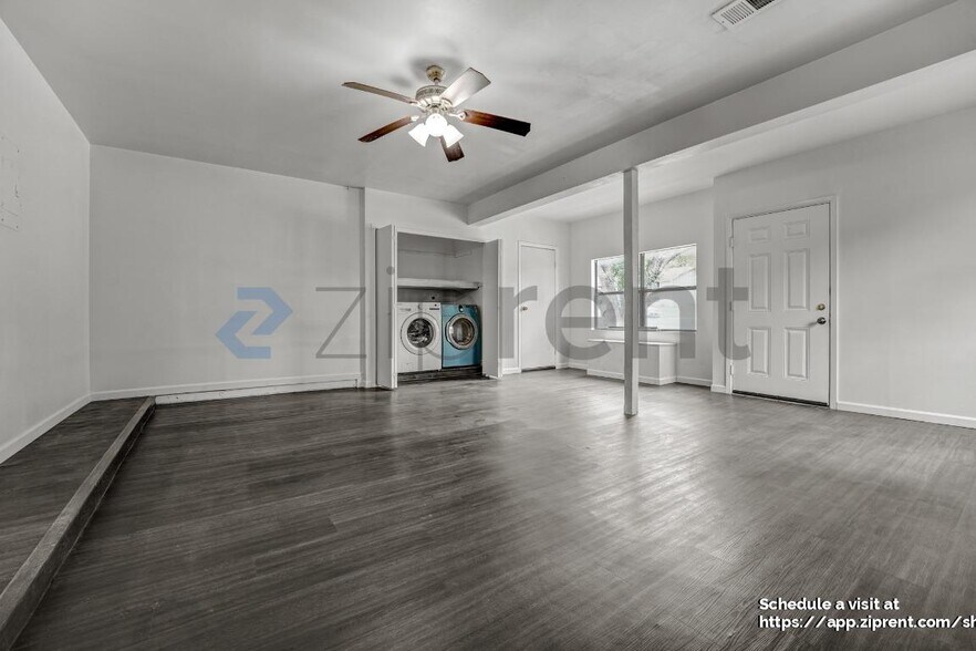 Building Photo - 4708 Carsonhill Dr