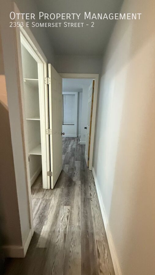 Building Photo - 2353 E Somerset St