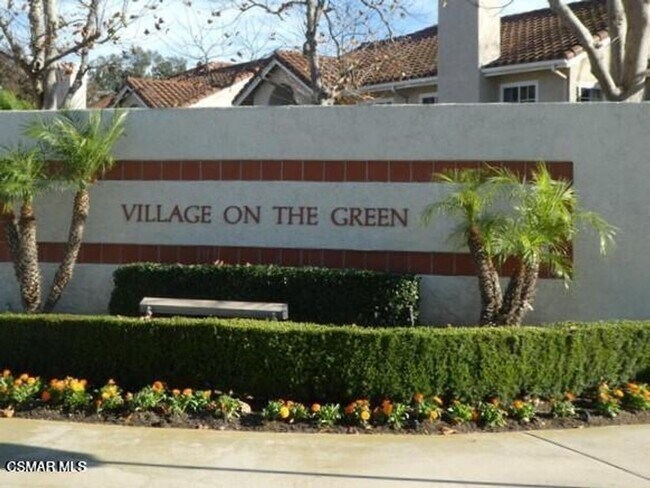 Building Photo - Located in beautiful Wood Ranch, this home...