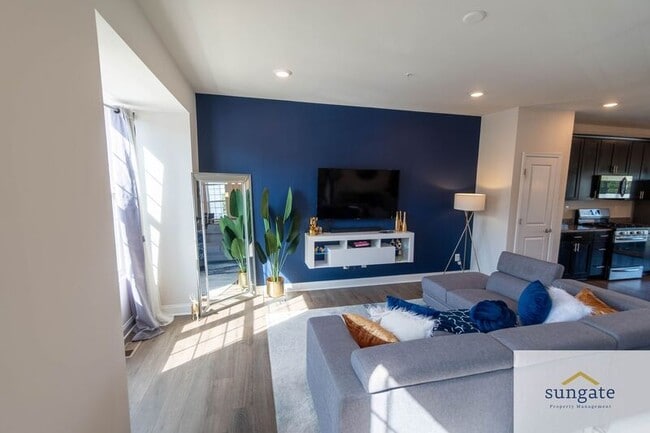Building Photo - 1408 Onnesta Ct