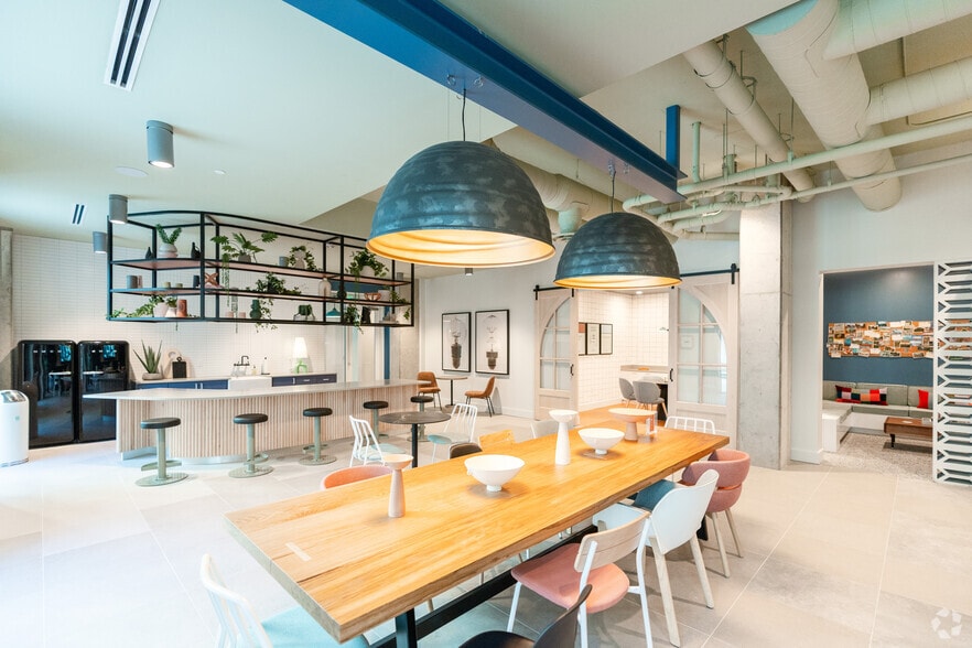 Platform Apartments lounge - Platform