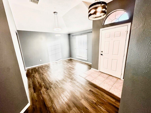 Building Photo - 15318 Geral Ln