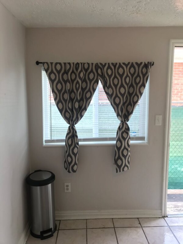 Building Photo - 3255 Ogden Ave