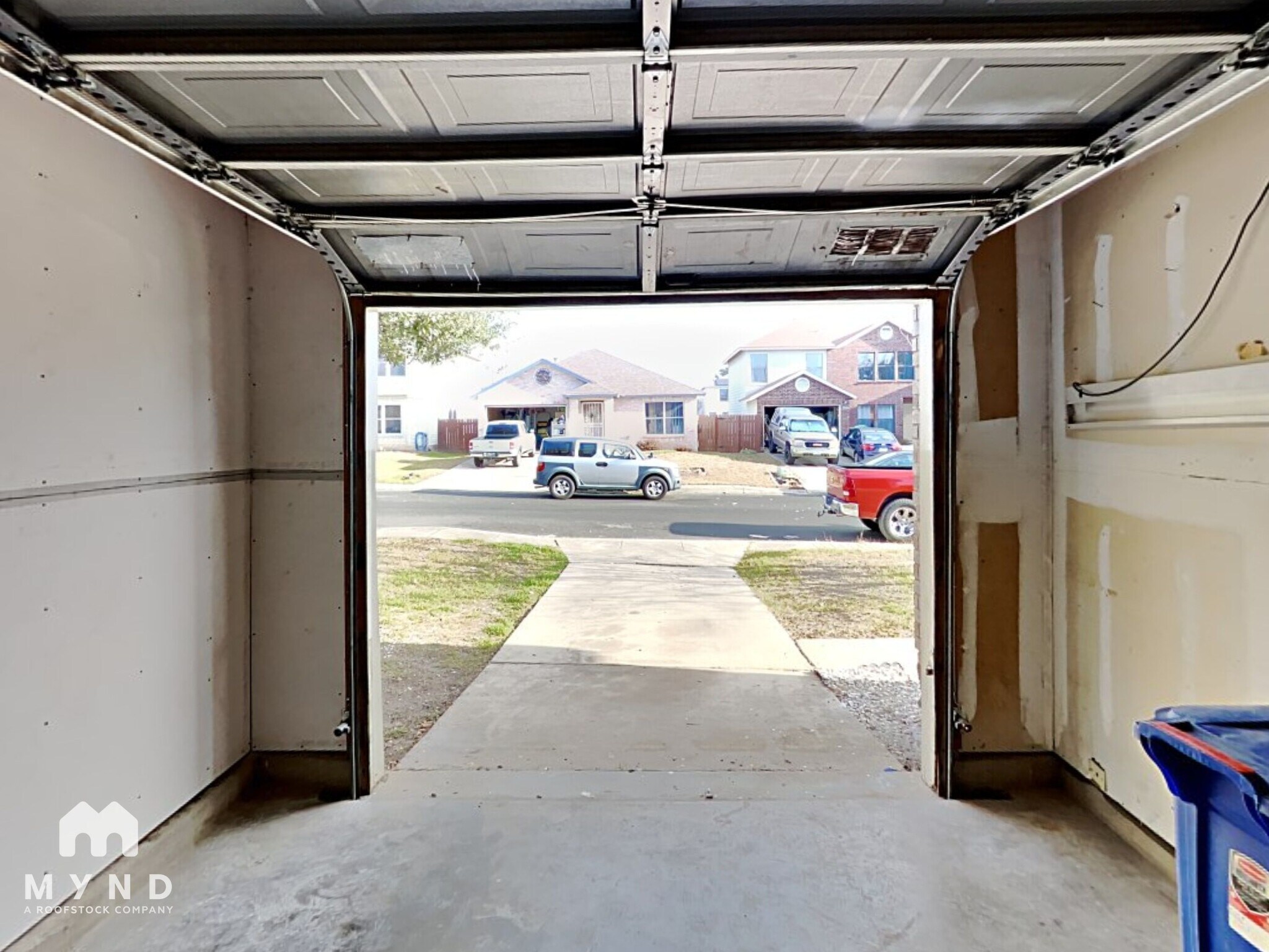 Building Photo - 7009 Blossom Creek