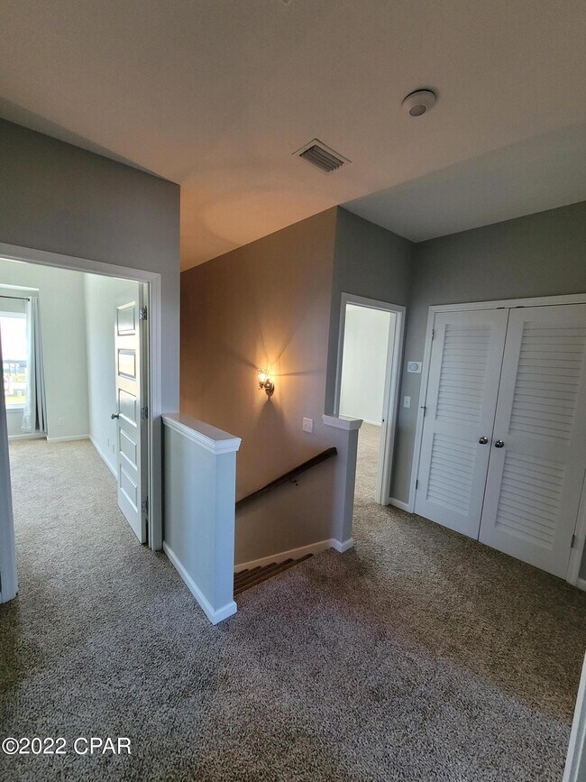 Building Photo - 5817 Jasmine Ct