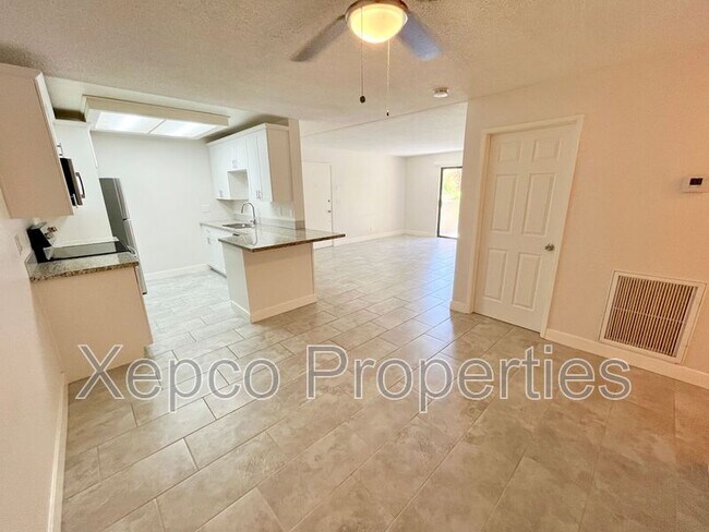 Building Photo - 32200 Cathedral Canyon Dr