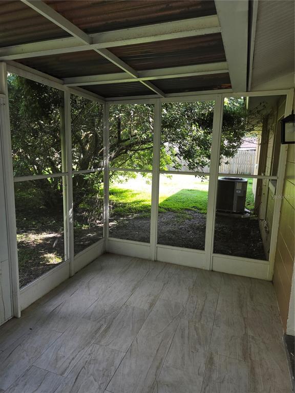 Building Photo - 1343 Croyle Dr