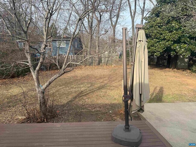 Building Photo - 1244 Holmes Ave