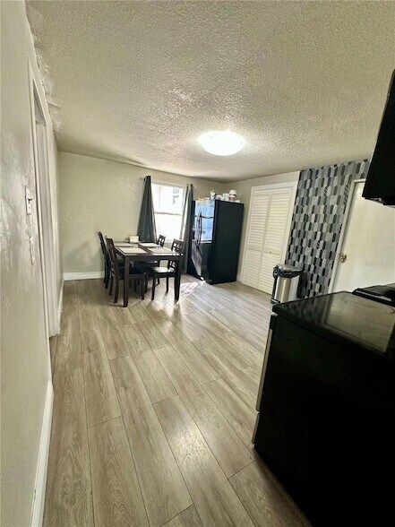 Building Photo - 2003 E Humphrey St