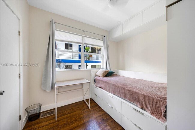 Building Photo - 1446 Lenox Ave.