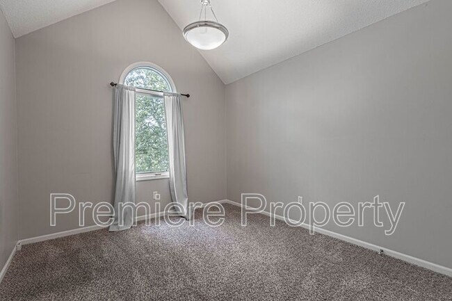 Building Photo - 14651 W 141st Dr