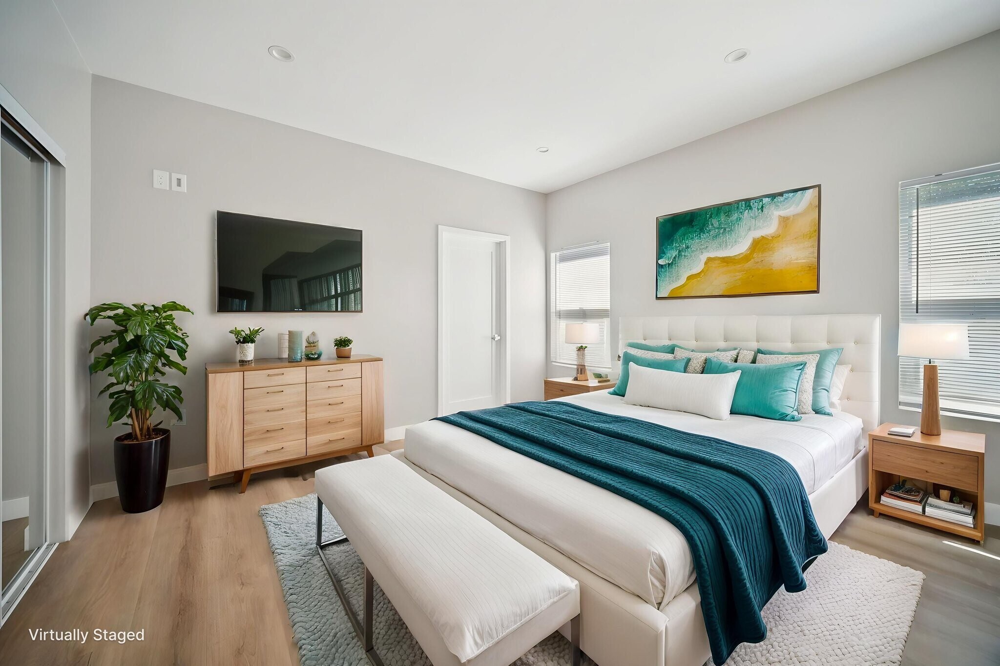 Building Photo - 8436 Oakdale Ave