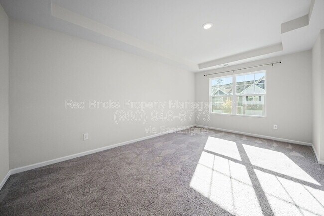 Building Photo - 808 Gable Oak Ln