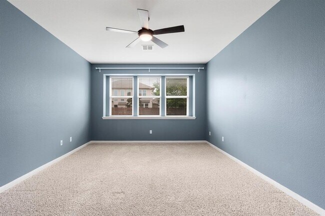 Building Photo - 8525 Reggio St