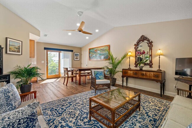 Primary Photo - 430 Arricola Ave