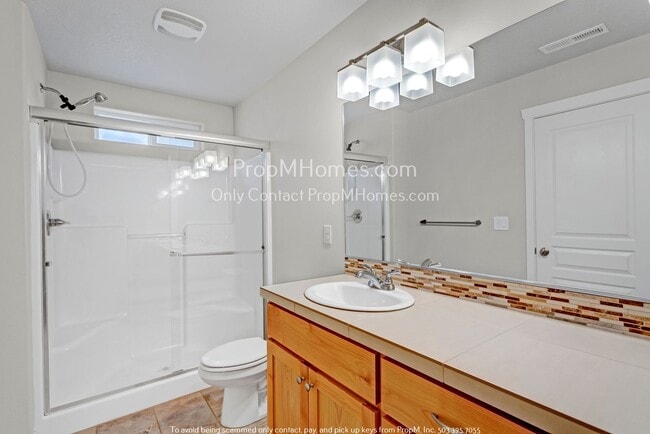 Building Photo - 3117 SW 173rd Ave