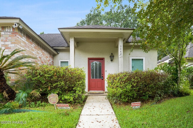 Building Photo - 9442 Boone Ave