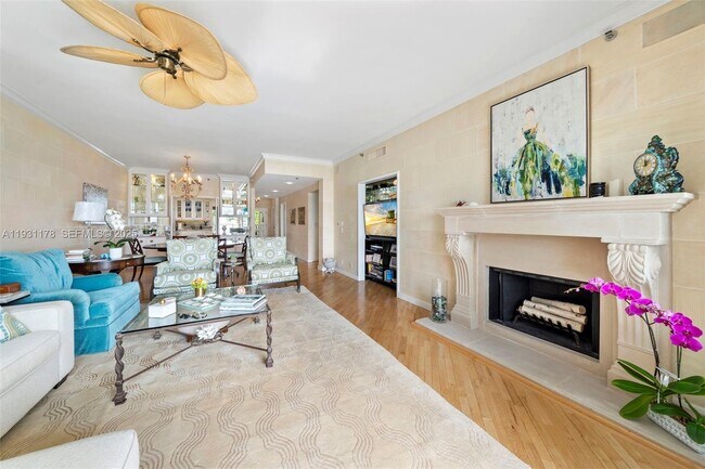 Building Photo - 2332 Fisher Island Dr