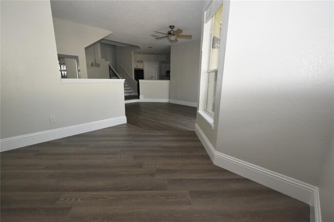 Building Photo - 609 Island Pl Wy