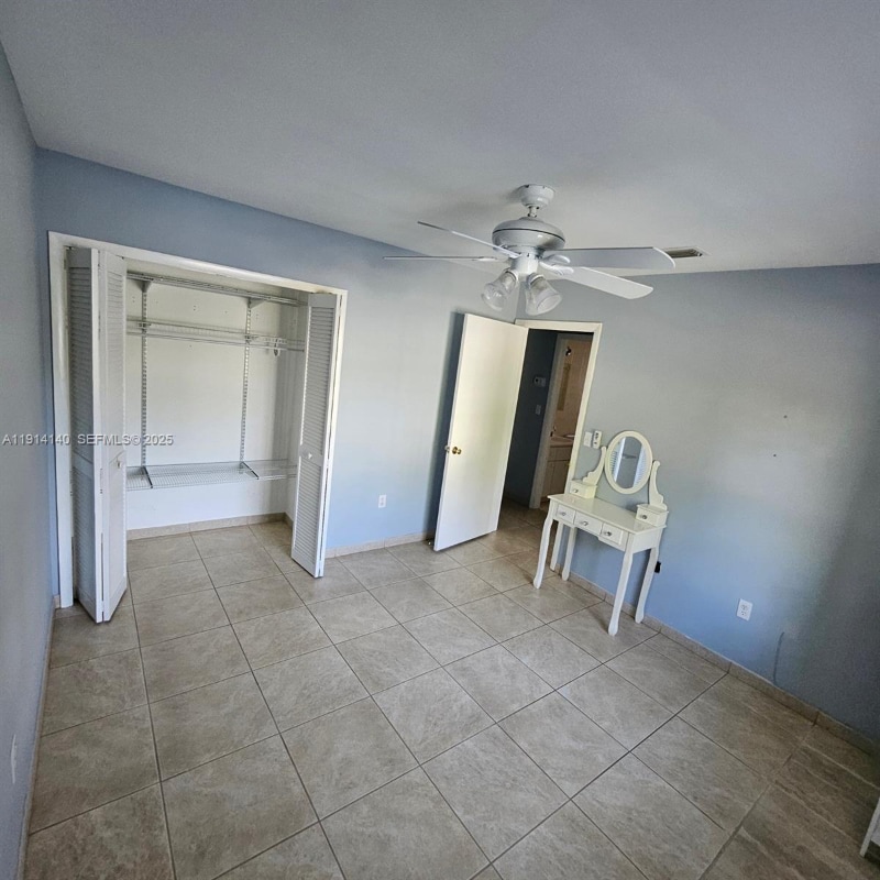 Building Photo - 8330 SW 96th Pl