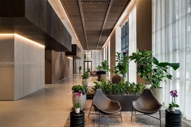 Building Photo - 159 NE 6th St