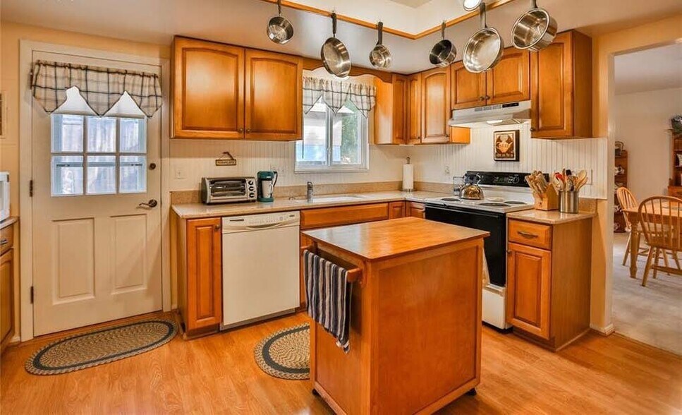 Building Photo - 1519 Lehmberg Blvd