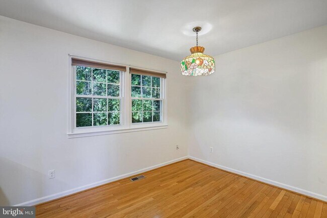 Building Photo - 7481 Jayhawk St