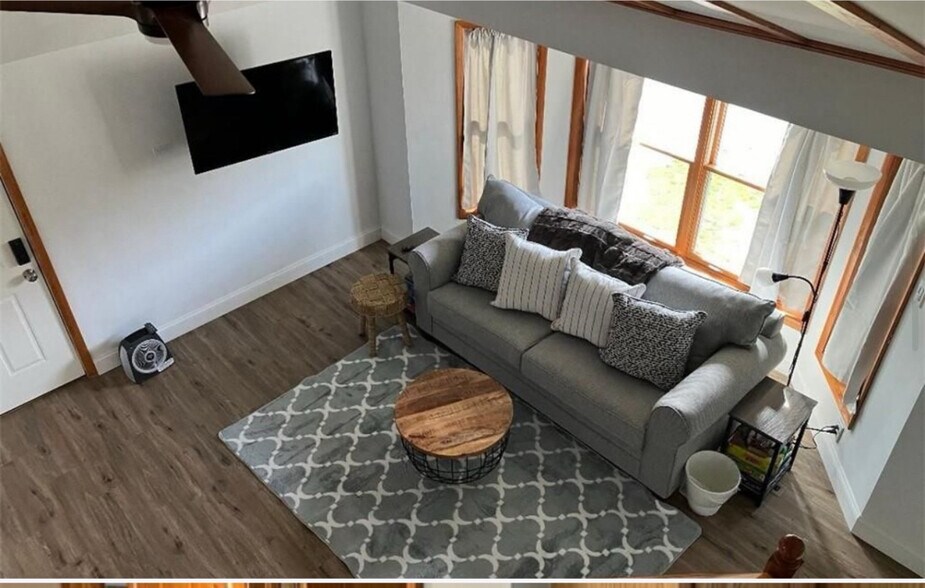 Living room space seen from above. - 22 Holt Rd