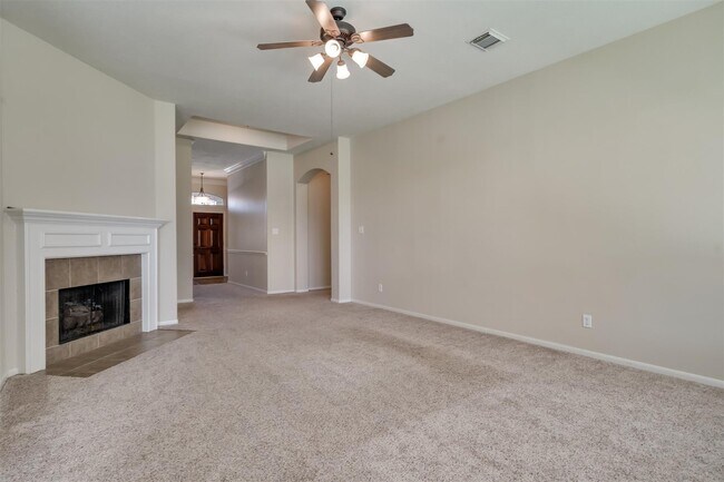 Building Photo - 3419 La Fleur Ln