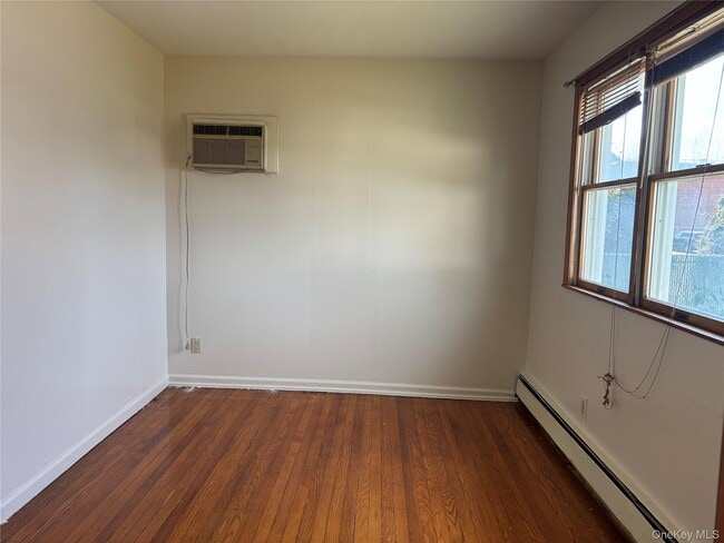 Building Photo - 47 Hartwell Pl