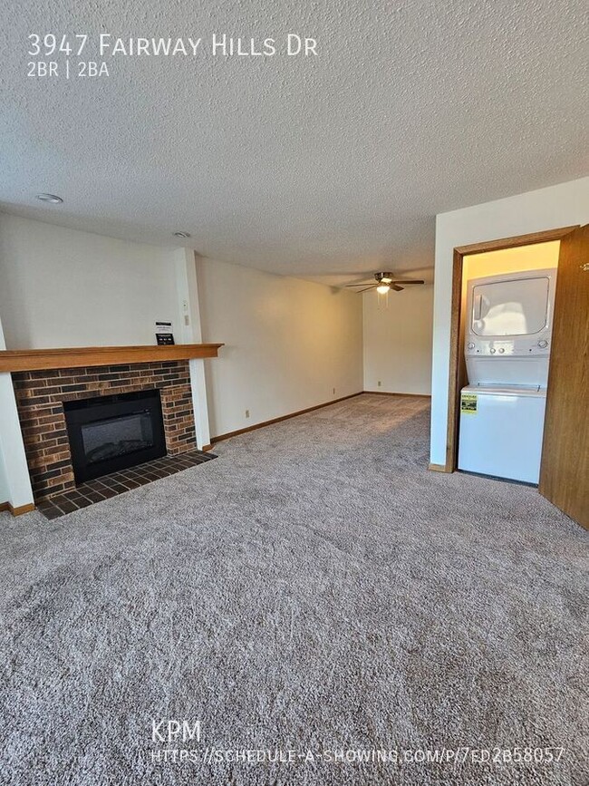 Building Photo - 2 BED | 2 BATH | CONDO | WEST | FAIRWAY HI...