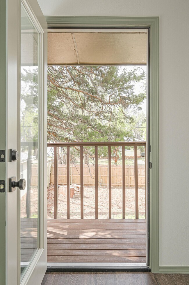 Building Photo - 1626 NW 45th St