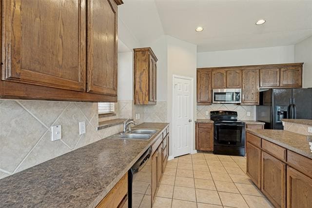 Building Photo - 10129 Sanden Dr