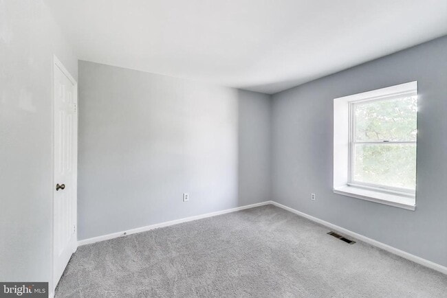Building Photo - 20 Livingstone Terrace