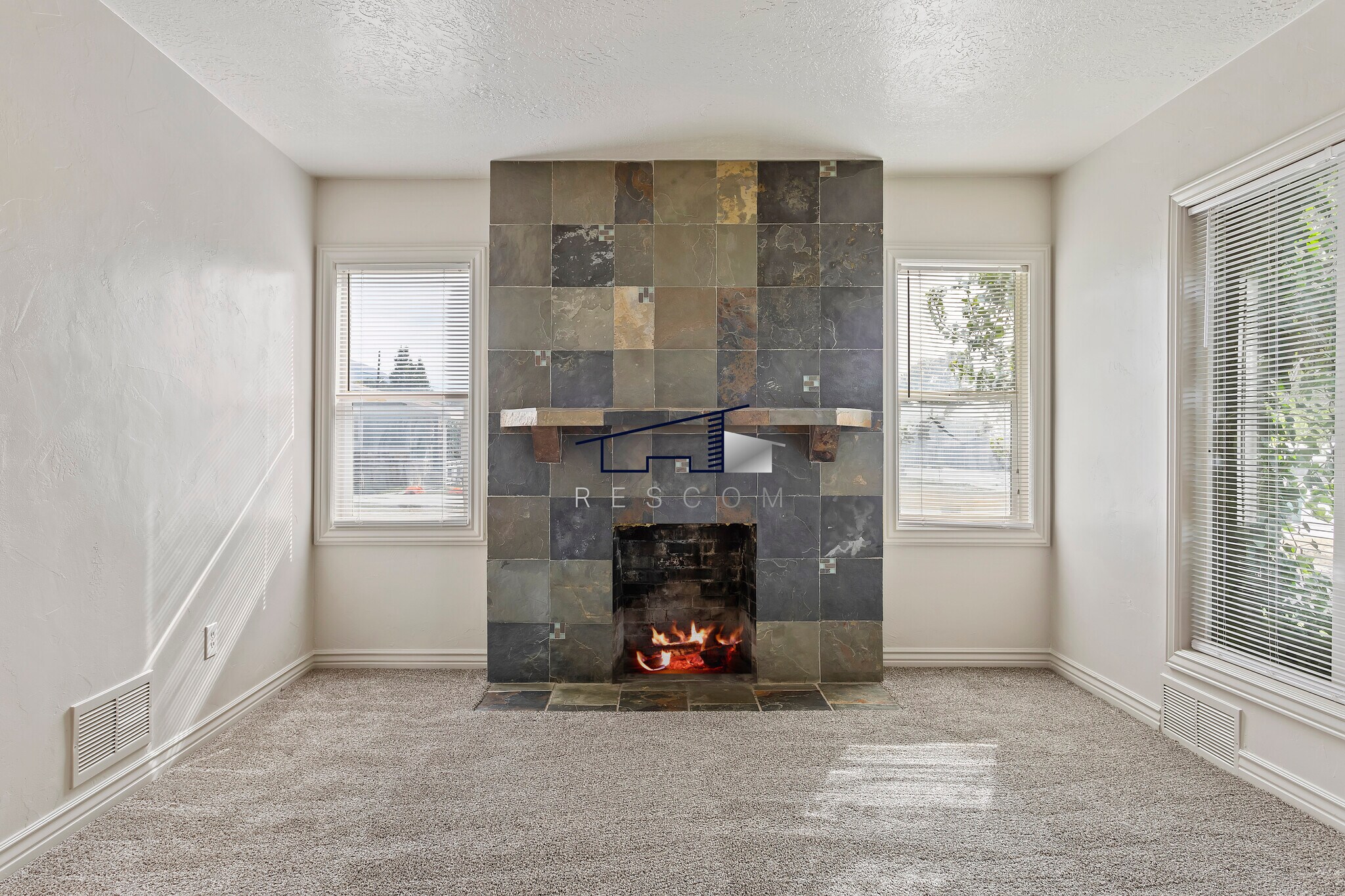 Building Photo - 352 Harrison Blvd