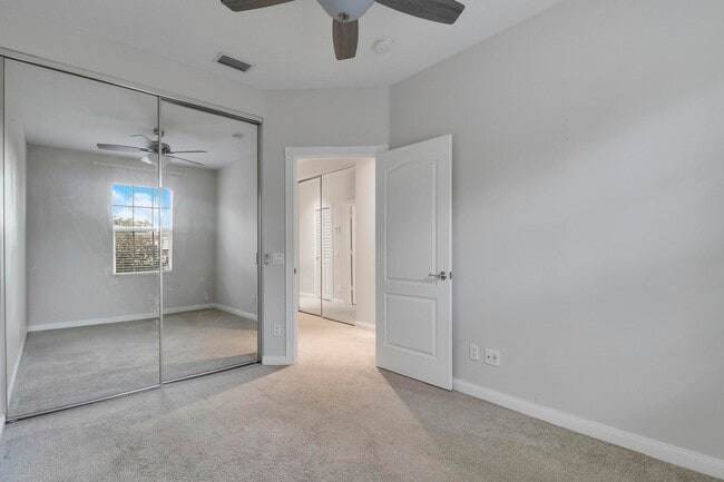 Building Photo - 468 Capistrano Dr