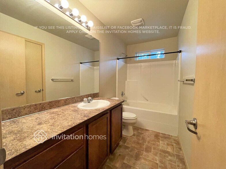 Building Photo - 19721 76th Ave Ct E