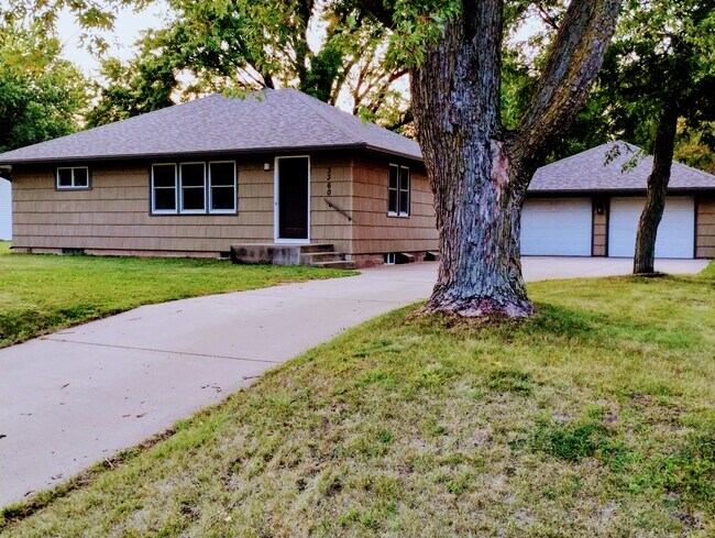 Street View - 3360 Locust Ln