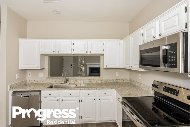 Building Photo - 11659 Foxford