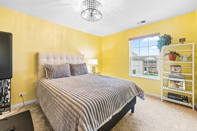 Building Photo - 1627 Sager Way